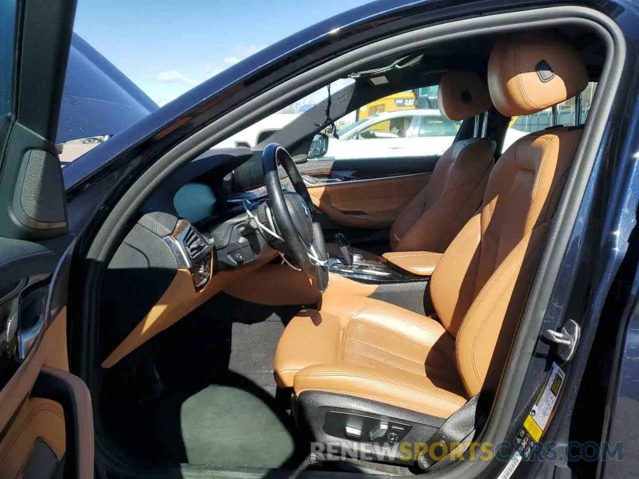 7 fotografías del automóvil dañado WBAJR7C03LCD68805 BMW 5 SERIES 2020