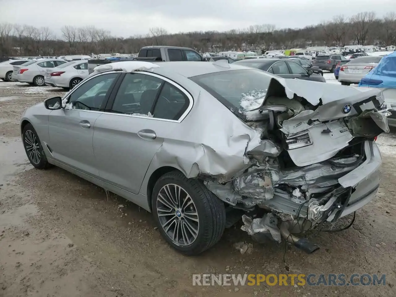 2 fotografías del automóvil dañado WBAJR7C03LWW79274 BMW 5 SERIES 2020