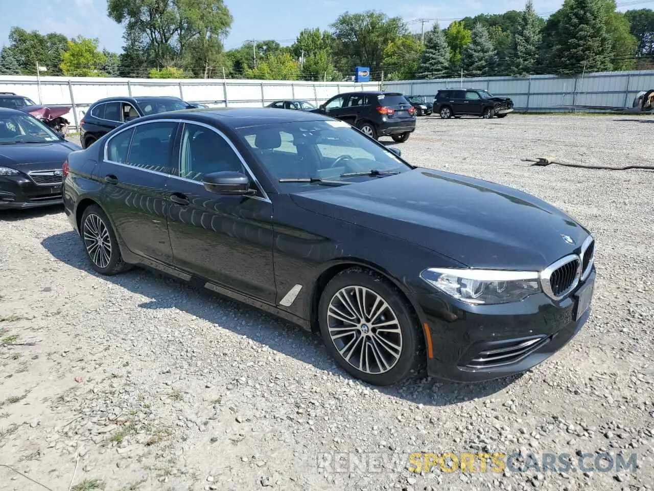4 fotografías del automóvil dañado WBAJR7C03LWW83907 BMW 5 SERIES 2020