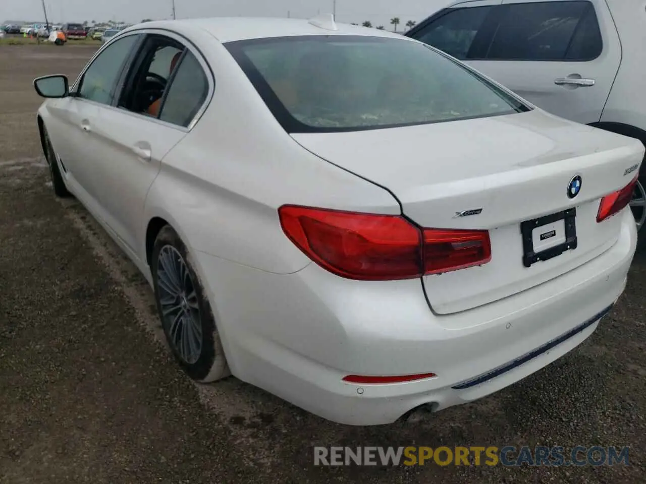 3 fotografías del automóvil dañado WBAJR7C04LCE55015 BMW 5 SERIES 2020