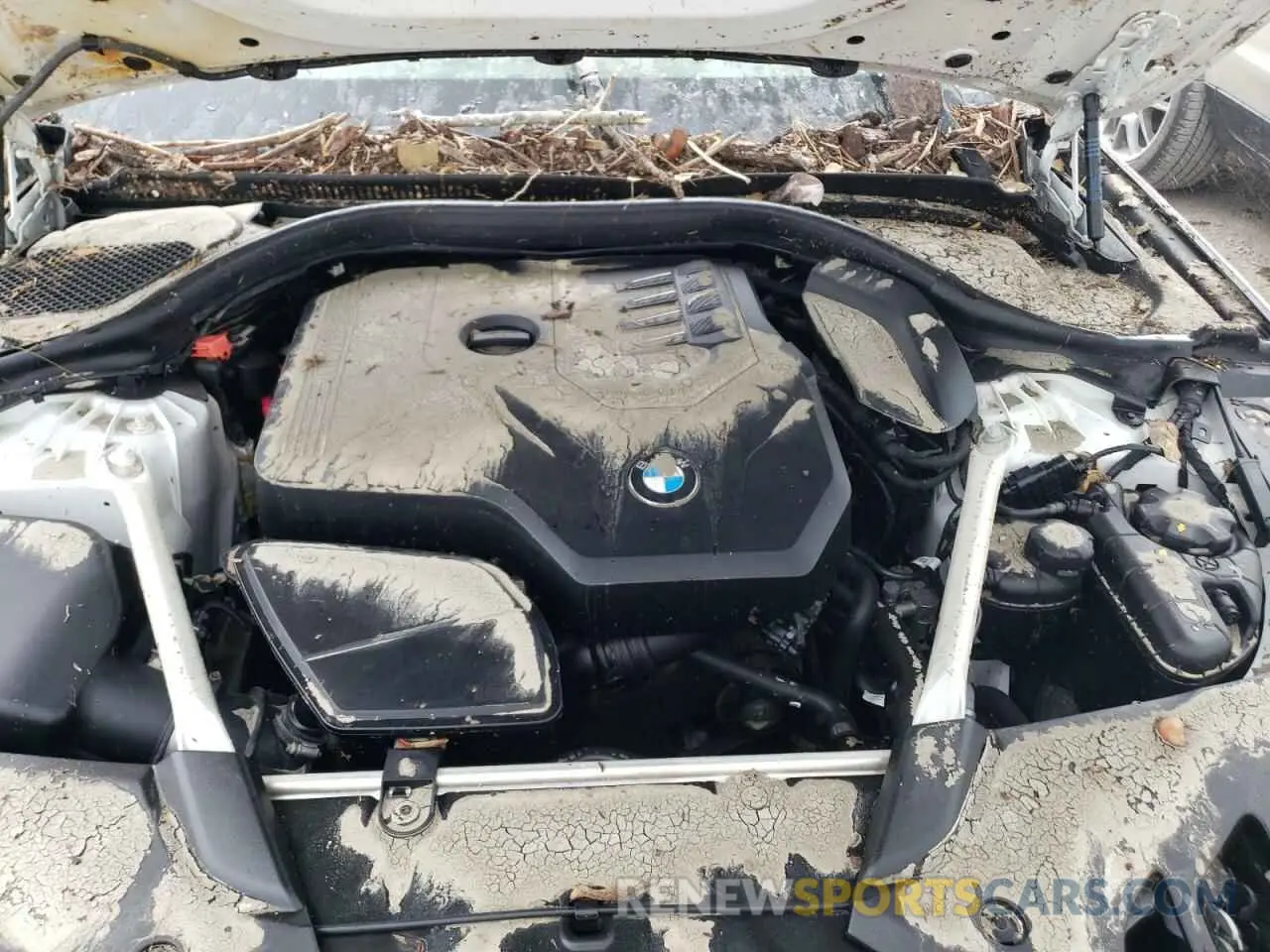 7 fotografías del automóvil dañado WBAJR7C04LCE55015 BMW 5 SERIES 2020