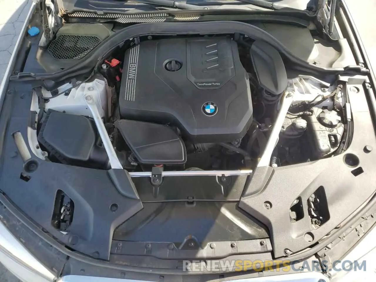 11 fotografías del automóvil dañado WBAJR7C04LWW64640 BMW 5 SERIES 2020
