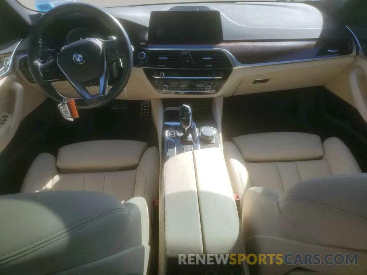 8 fotografías del automóvil dañado WBAJR7C05LBP96538 BMW 5 SERIES 2020