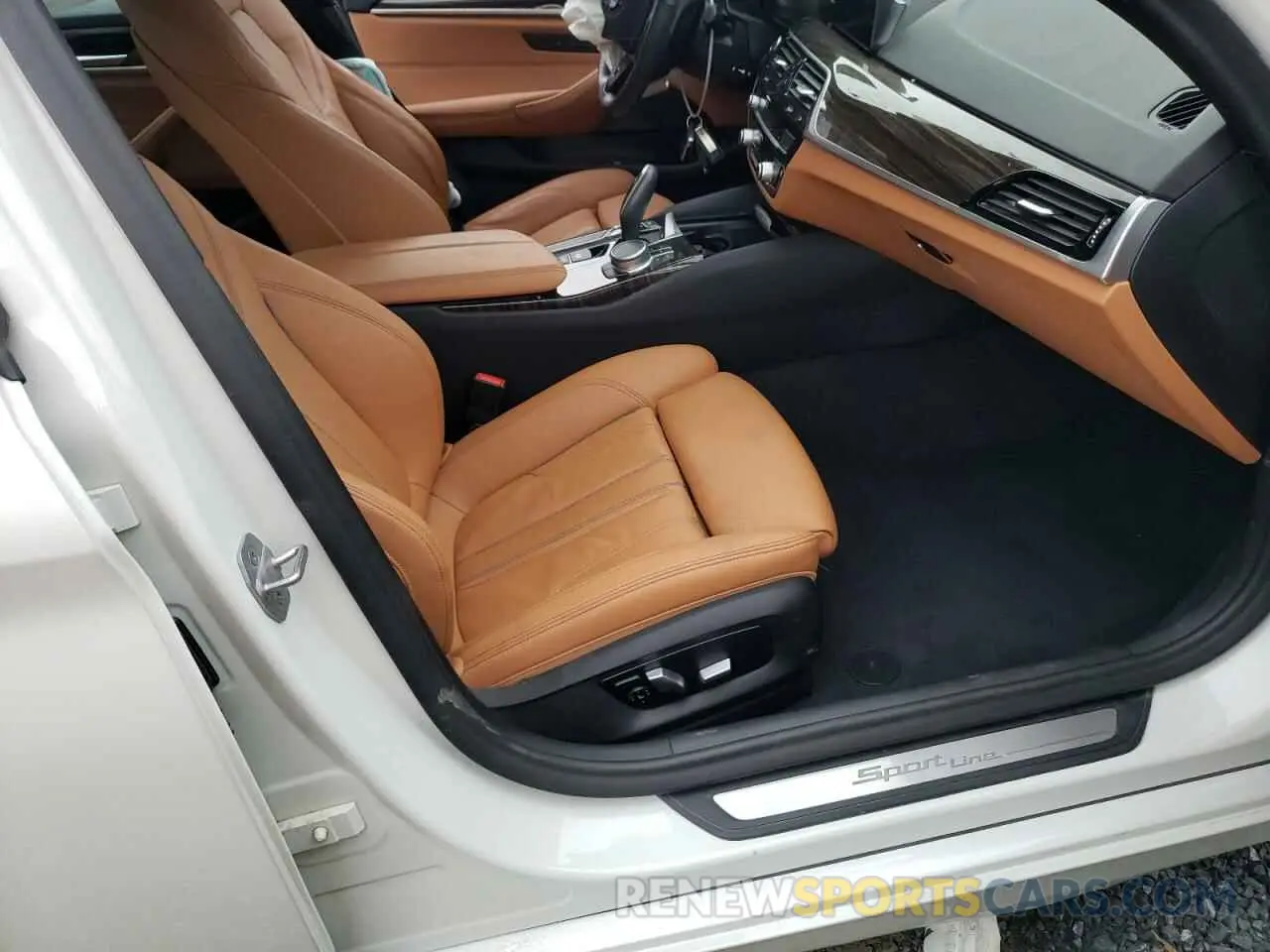 5 fotografías del automóvil dañado WBAJR7C05LWW79521 BMW 5 SERIES 2020