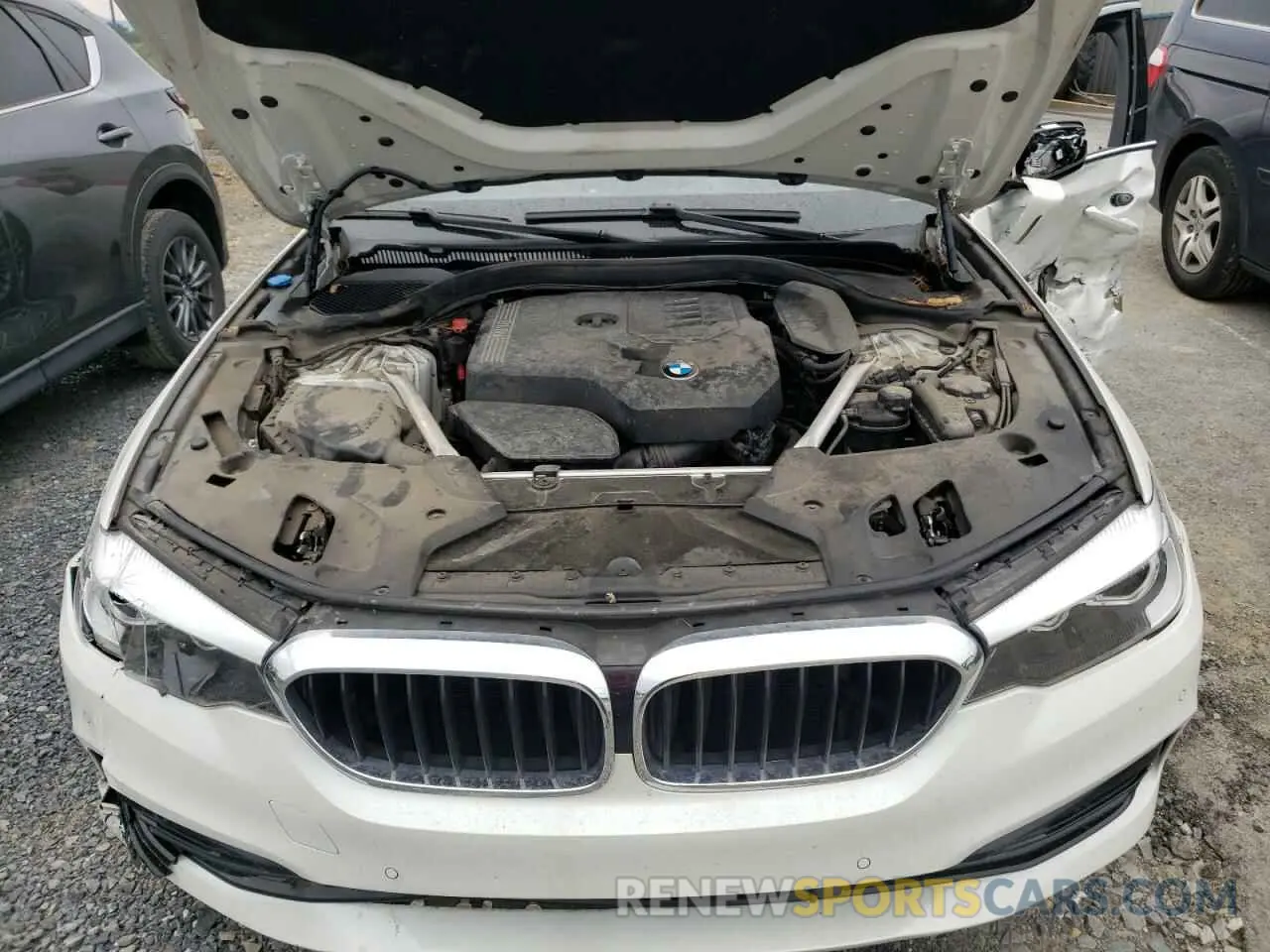 7 fotografías del automóvil dañado WBAJR7C05LWW79521 BMW 5 SERIES 2020