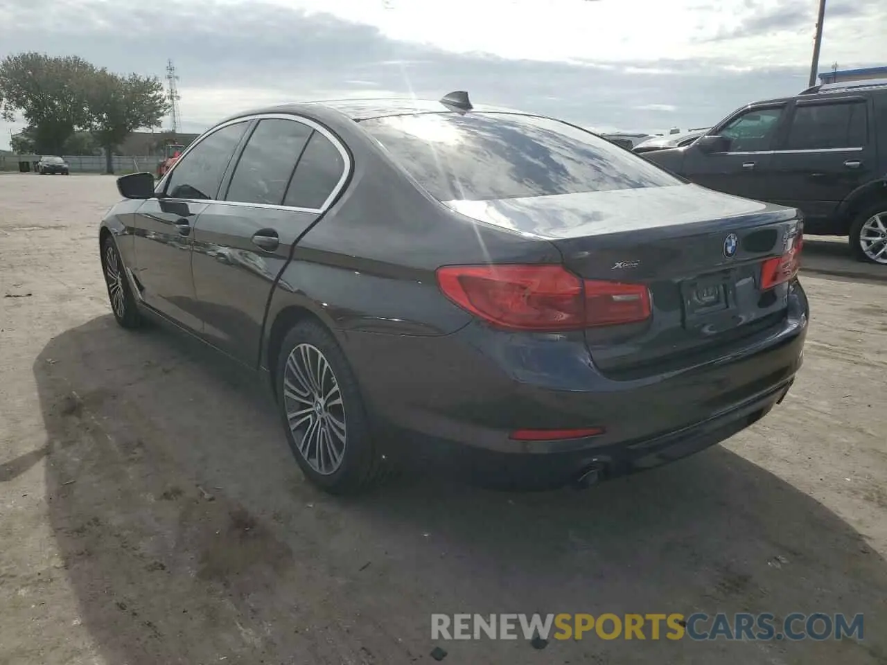 3 fotografías del automóvil dañado WBAJR7C06LCE14983 BMW 5 SERIES 2020