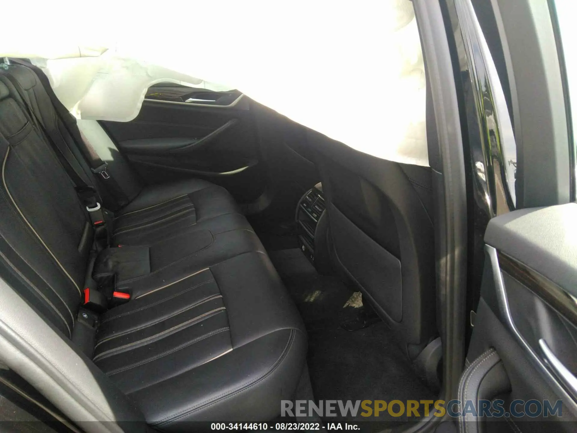 8 fotografías del automóvil dañado WBAJR7C07LCD12608 BMW 5 SERIES 2020