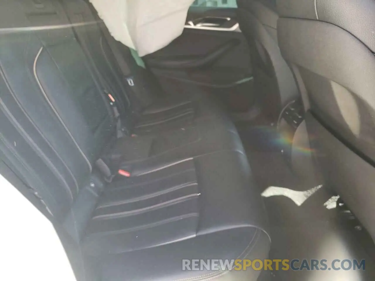 6 fotografías del automóvil dañado WBAJR7C0XLWW64660 BMW 5 SERIES 2020
