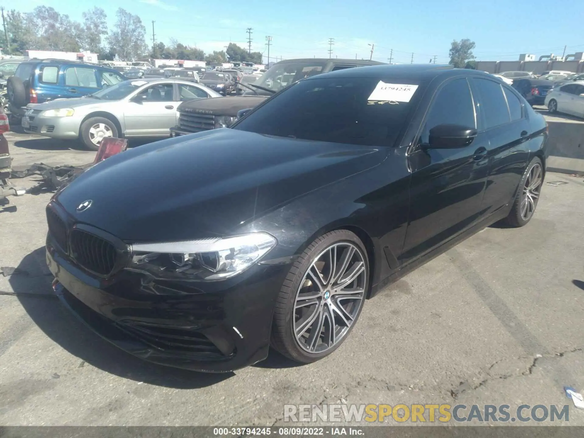 2 fotografías del automóvil dañado WBAJS1C01LWW61566 BMW 5 SERIES 2020