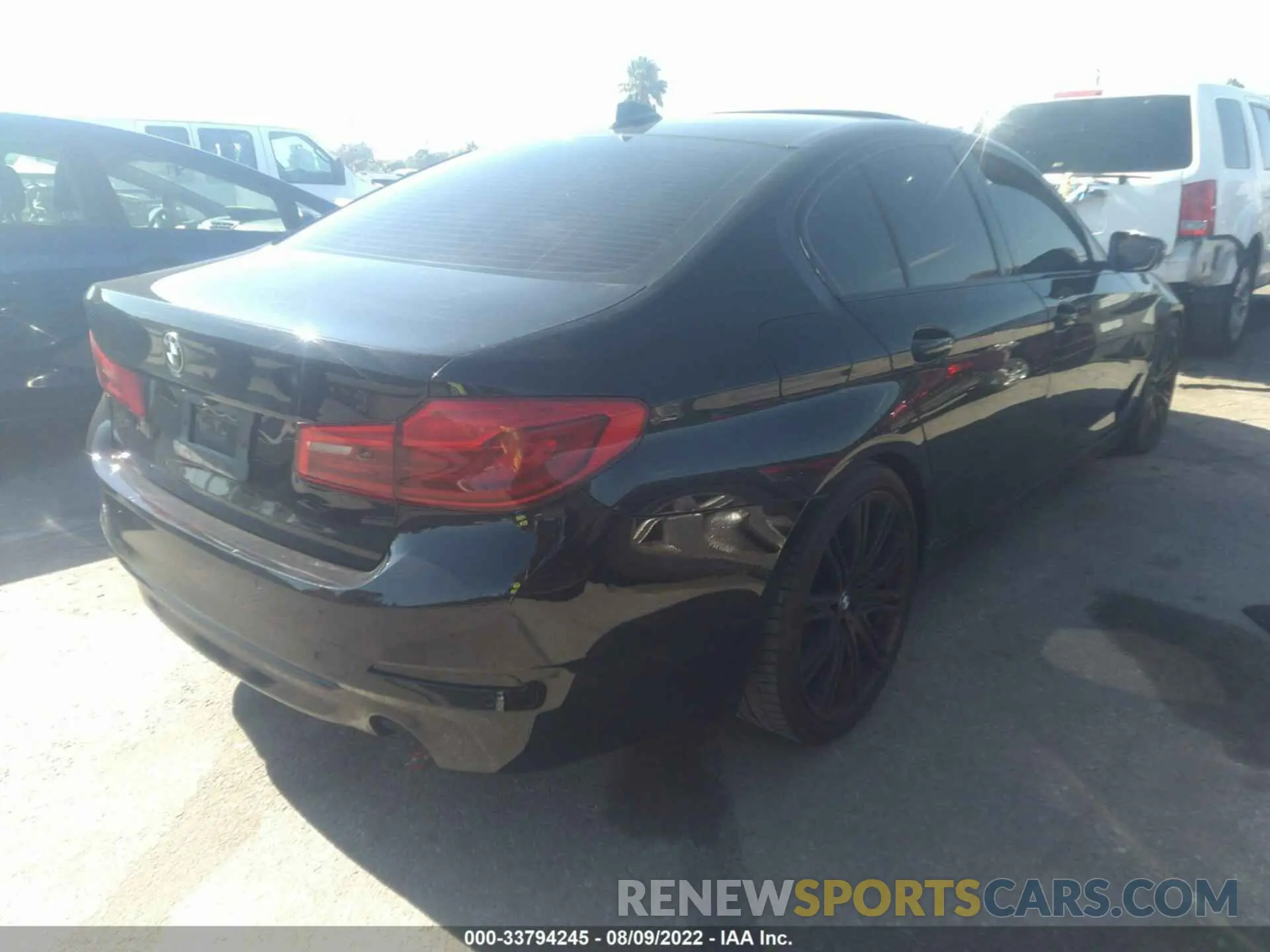 4 fotografías del automóvil dañado WBAJS1C01LWW61566 BMW 5 SERIES 2020