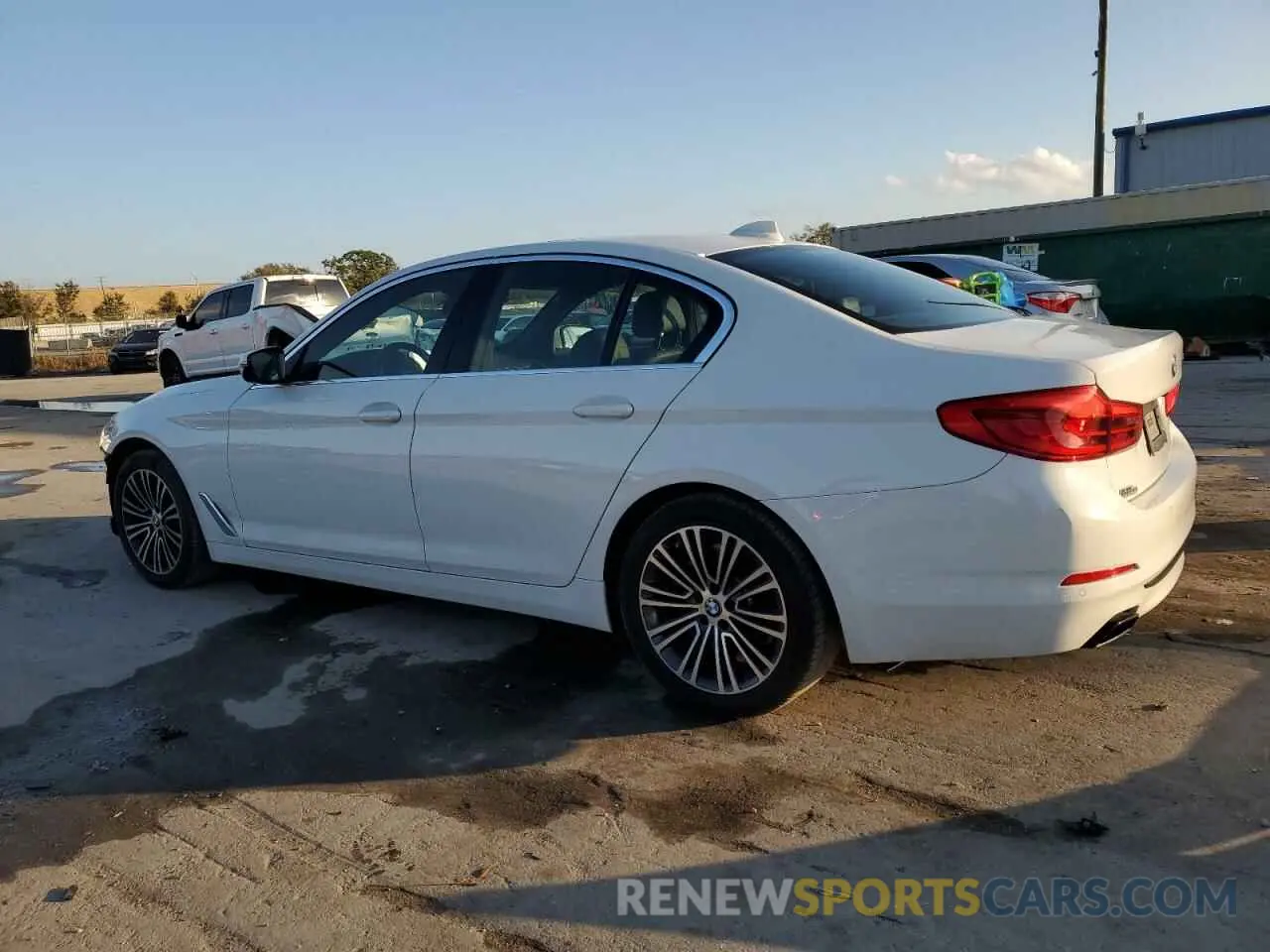 2 fotografías del automóvil dañado WBAJS1C03LWW73170 BMW 5 SERIES 2020