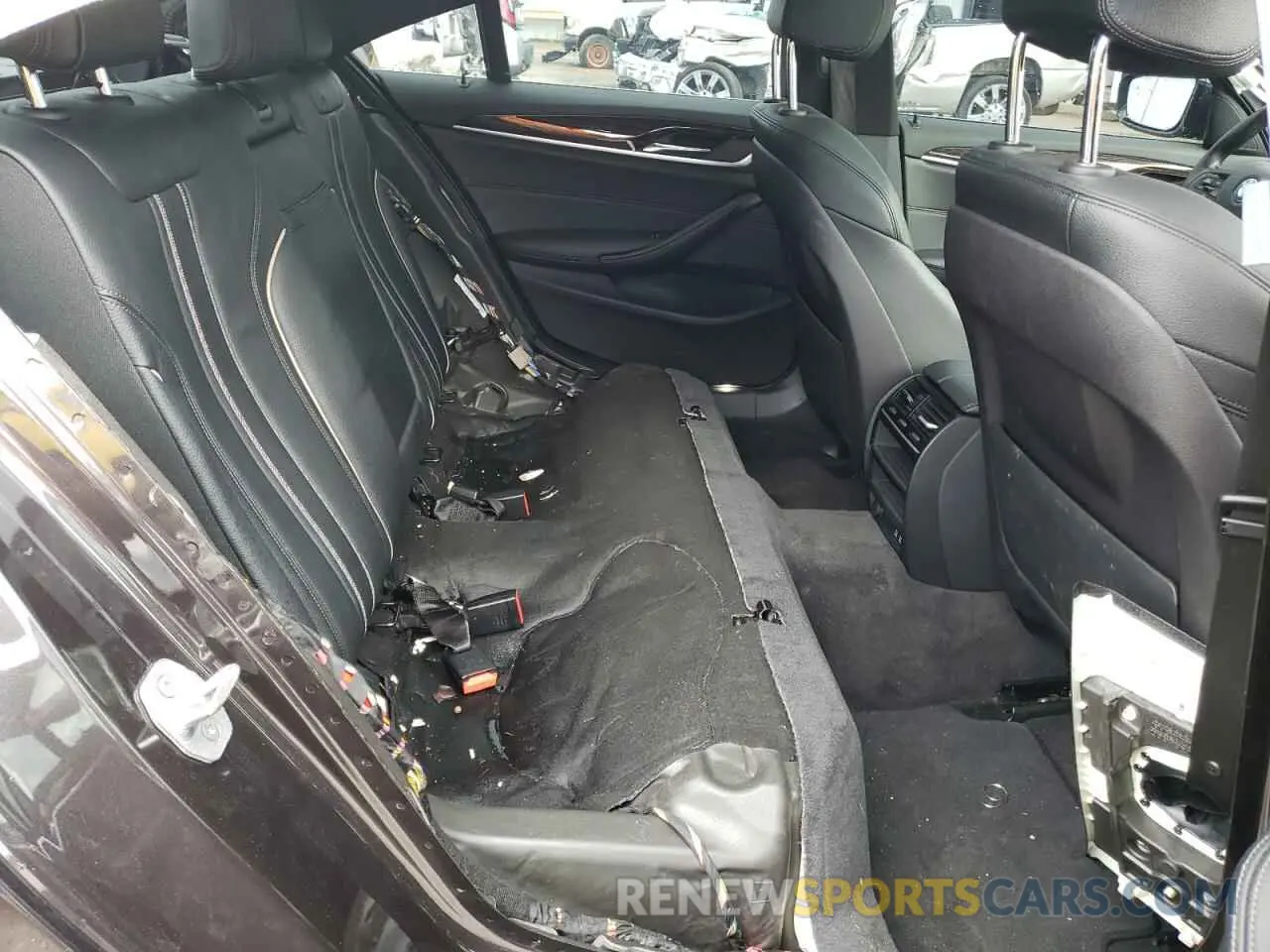 6 fotografías del automóvil dañado WBAJS1C04LWW71511 BMW 5 SERIES 2020