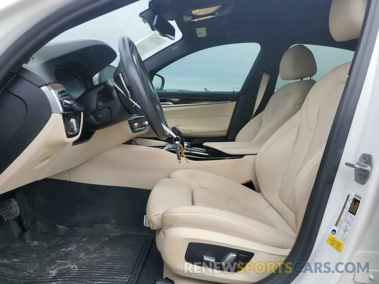 7 fotografías del automóvil dañado WBAJS1C06LCD15114 BMW 5 SERIES 2020