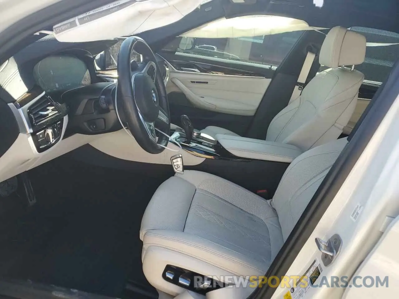 7 fotografías del automóvil dañado WBAJS1C08LWW81734 BMW 5 SERIES 2020