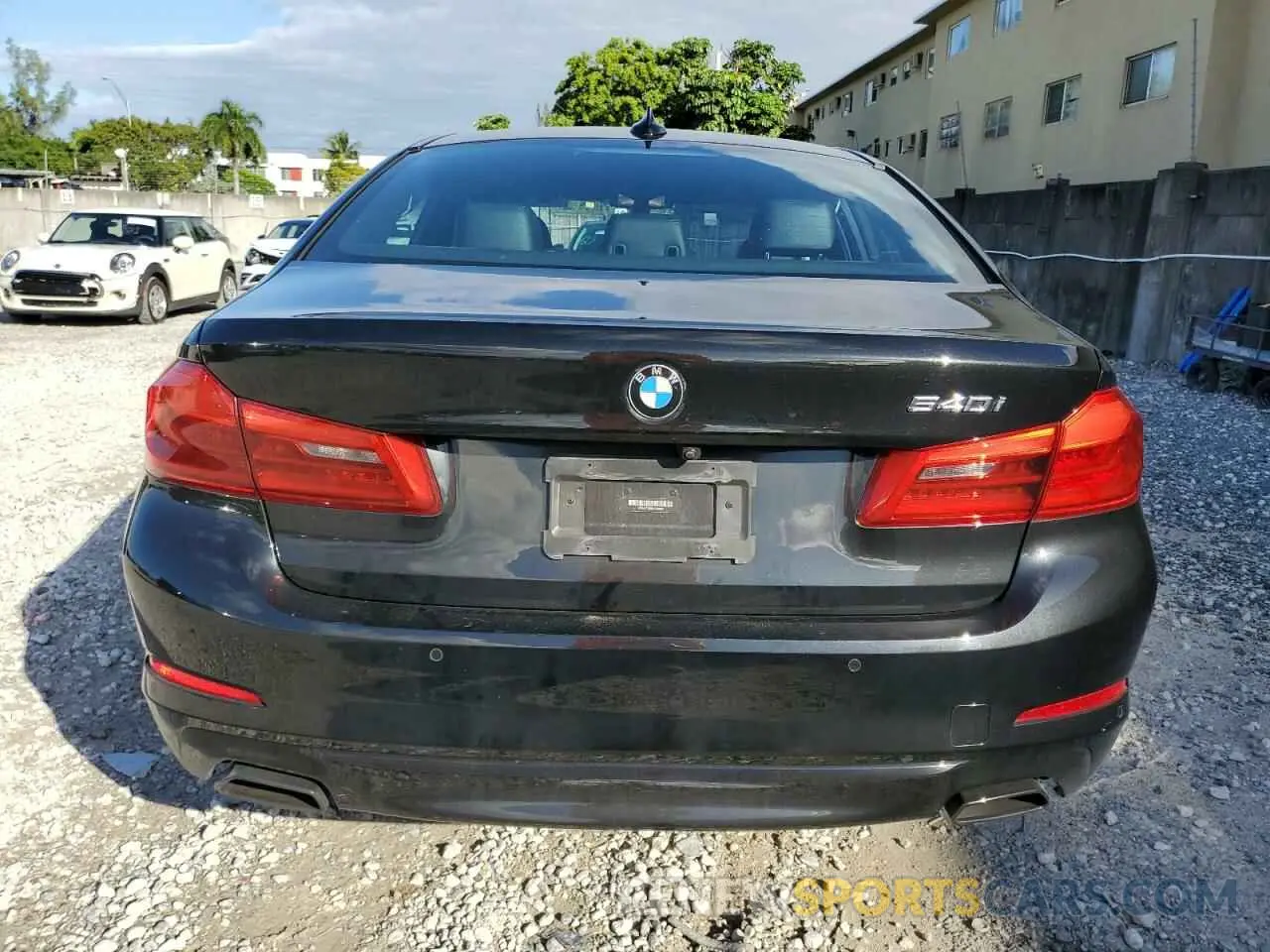 6 fotografías del automóvil dañado WBAJS1C0XLCE32291 BMW 5 SERIES 2020