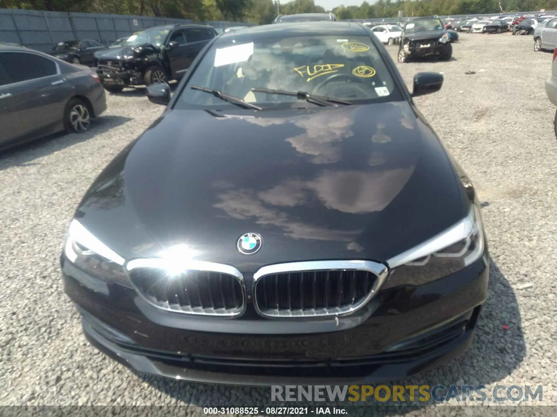 6 fotografías del automóvil dañado WBAJS3C03LCD59888 BMW 5 SERIES 2020