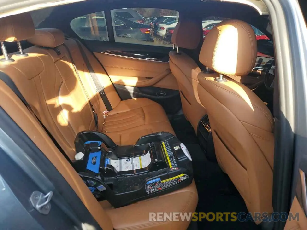 10 fotografías del automóvil dañado WBAJS3C04LCD80474 BMW 5 SERIES 2020