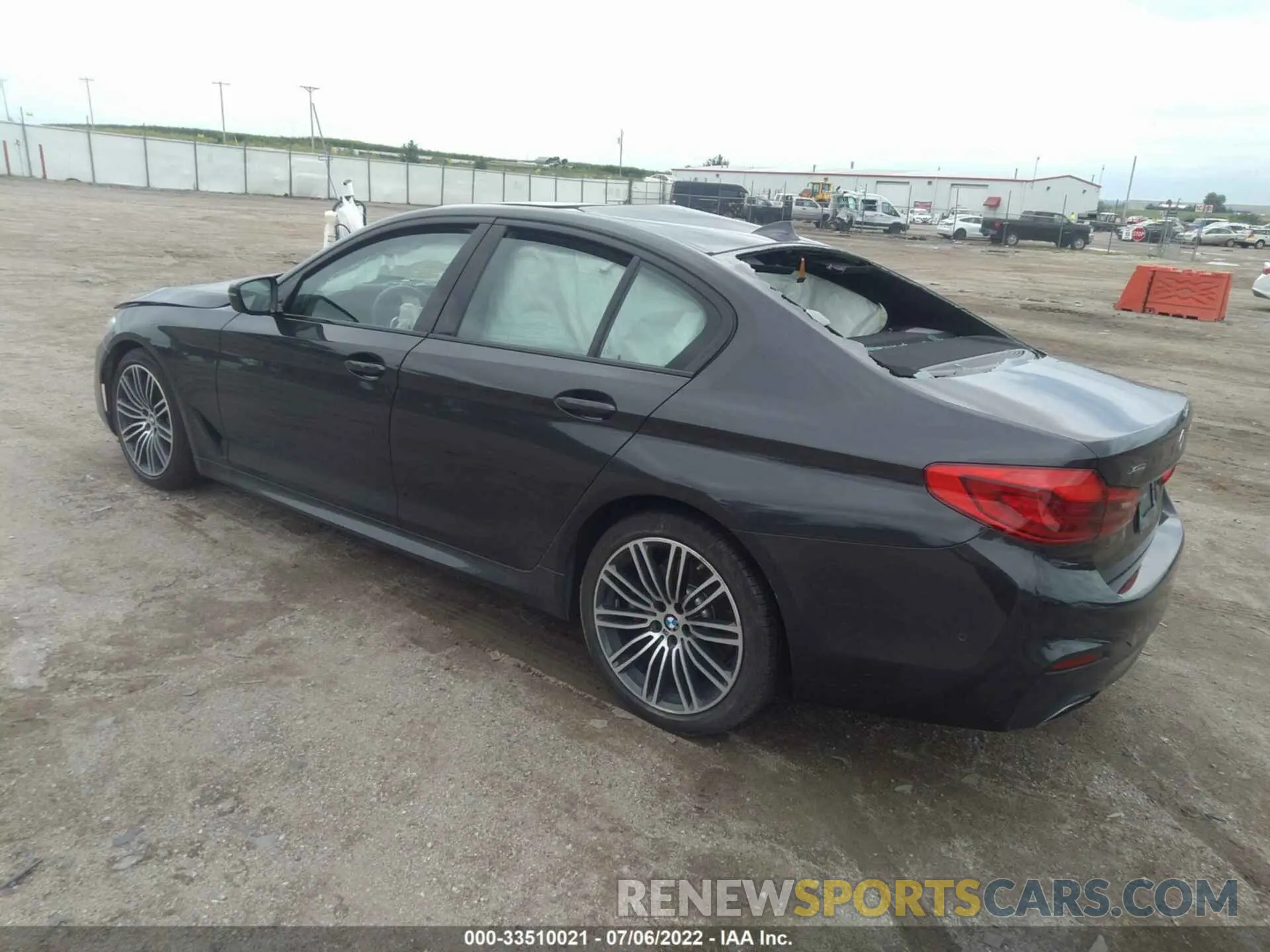 3 fotografías del automóvil dañado WBAJS3C06LCE01776 BMW 5 SERIES 2020