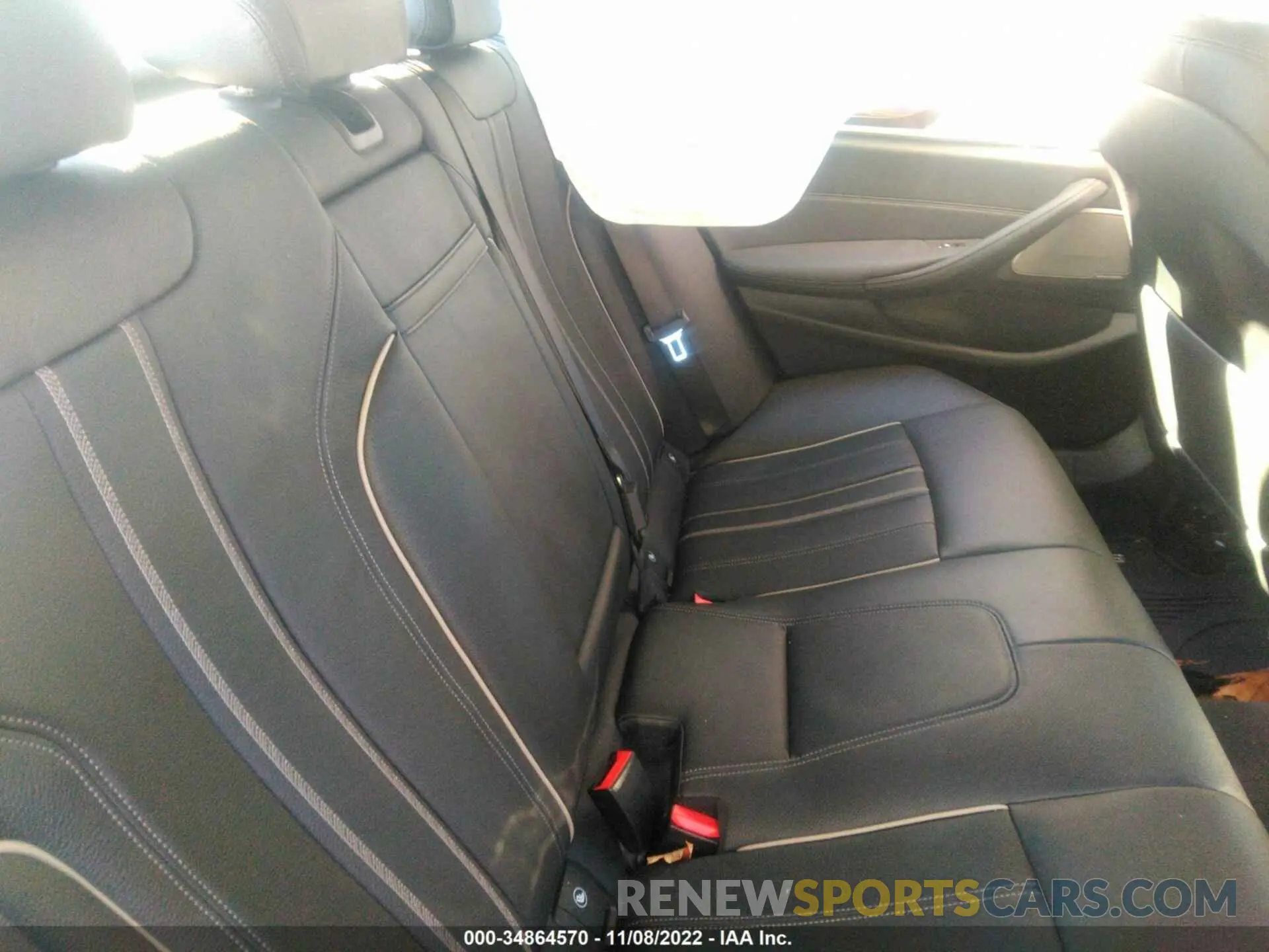 8 fotografías del automóvil dañado WBAJS3C06LCE40951 BMW 5 SERIES 2020