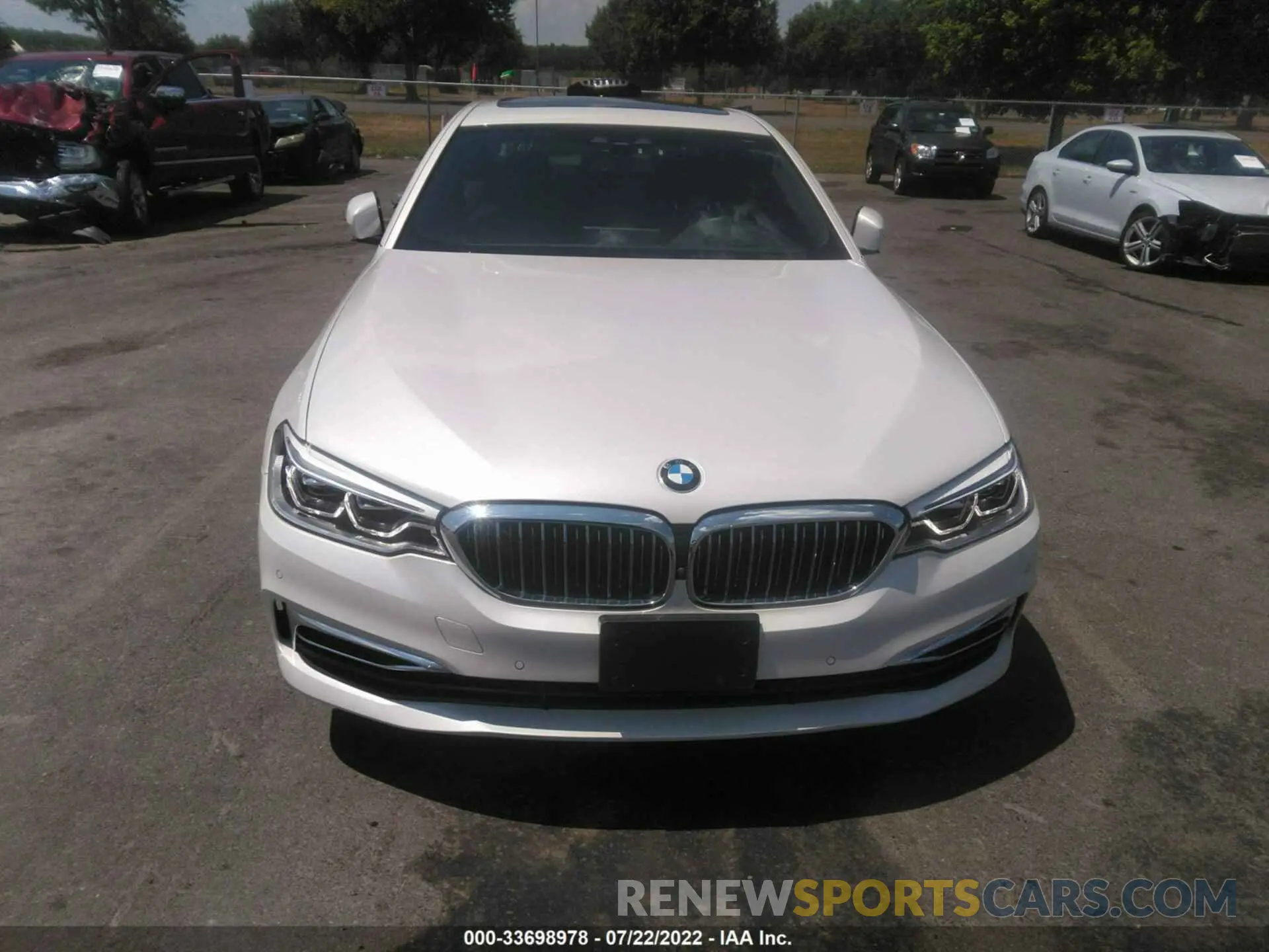 6 fotografías del automóvil dañado WBAJS3C08LWW62130 BMW 5 SERIES 2020