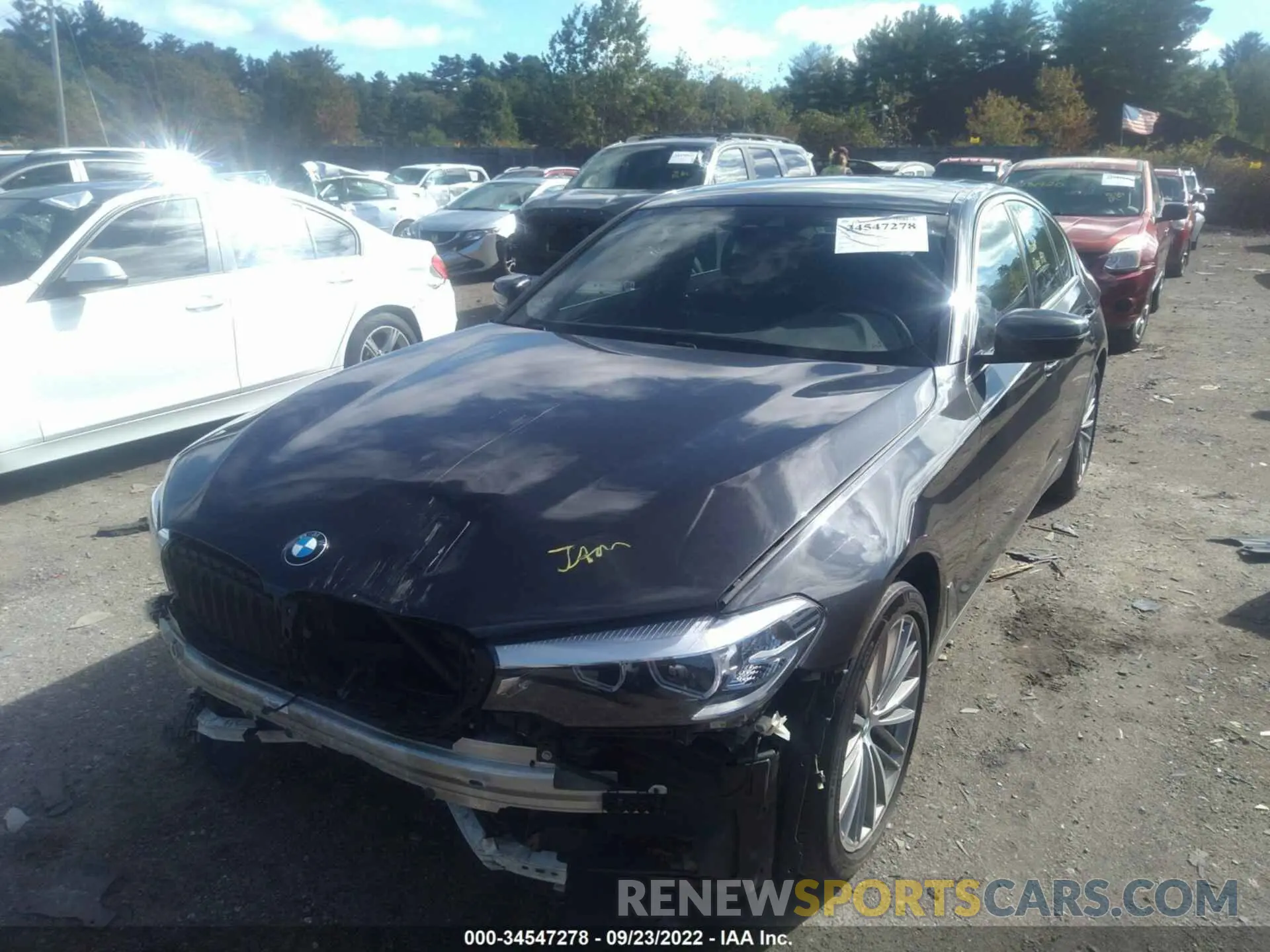 2 fotografías del automóvil dañado WBAJS3C09LWW63836 BMW 5 SERIES 2020