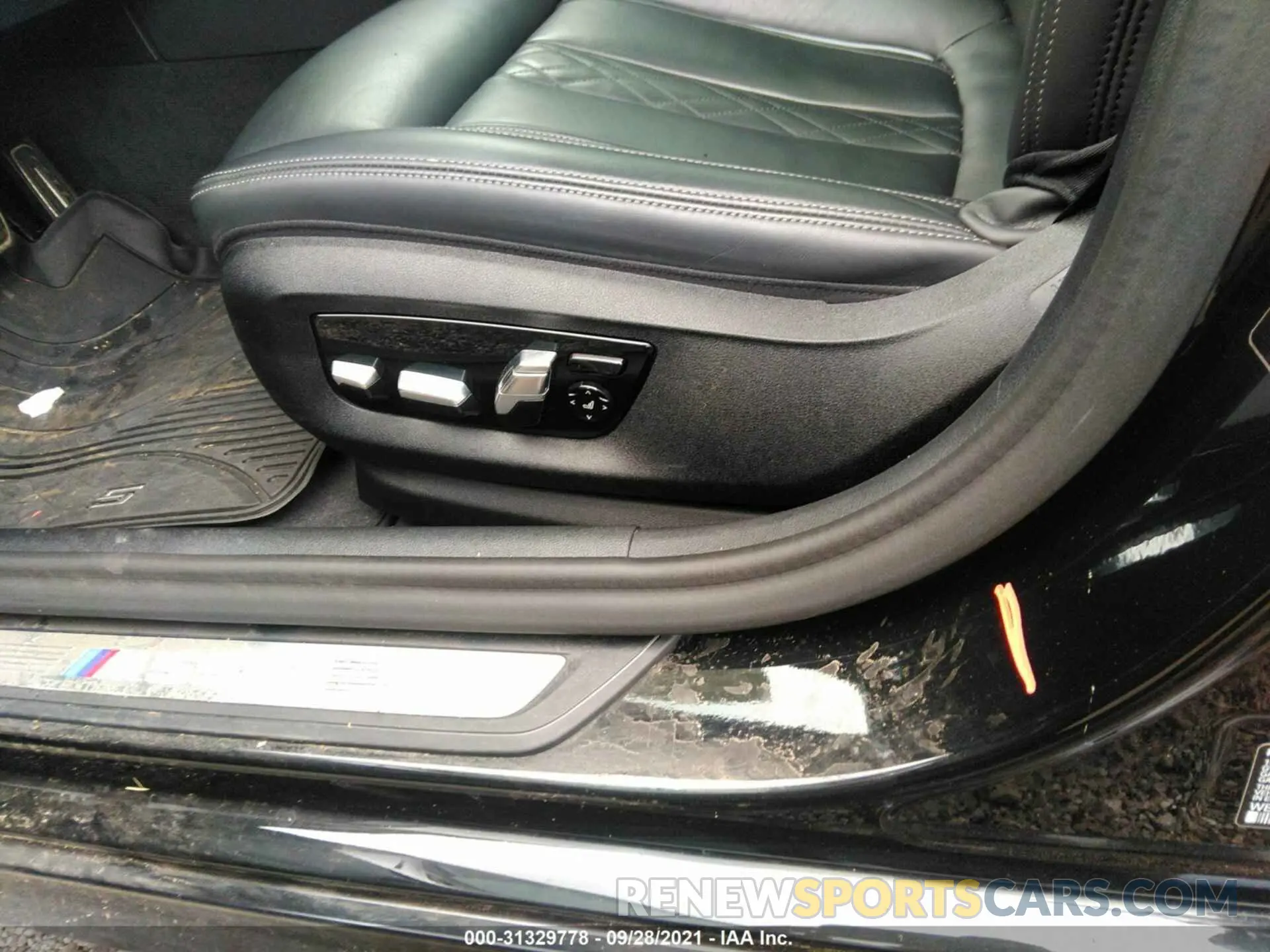 6 fotografías del automóvil dañado WBAJS7C09LCD45825 BMW 5 SERIES 2020