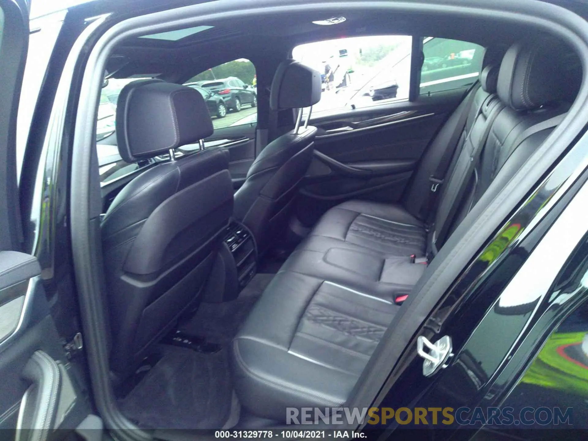 8 fotografías del automóvil dañado WBAJS7C09LCD45825 BMW 5 SERIES 2020