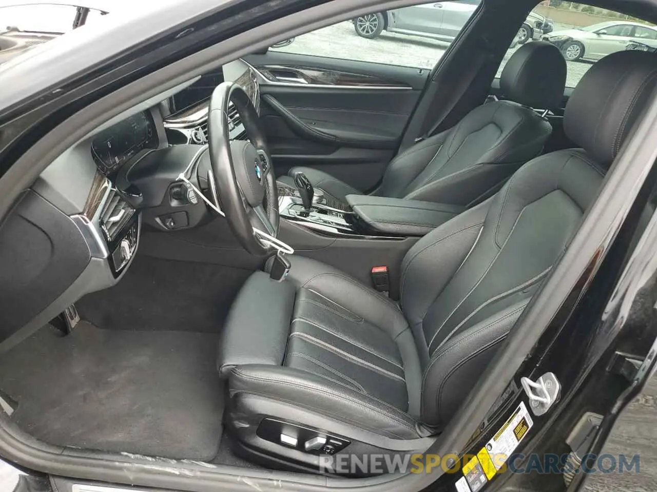 7 fotografías del automóvil dañado WBA13AG00MCF09677 BMW 5 SERIES 2021