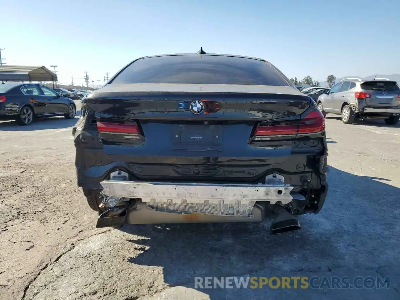 6 fotografías del automóvil dañado WBA13AG04MCF47235 BMW 5 SERIES 2021