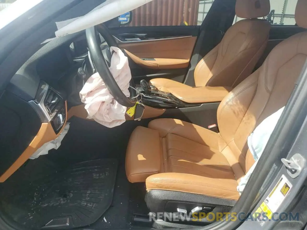 7 fotografías del automóvil dañado WBA13AG05MCF22098 BMW 5 SERIES 2021