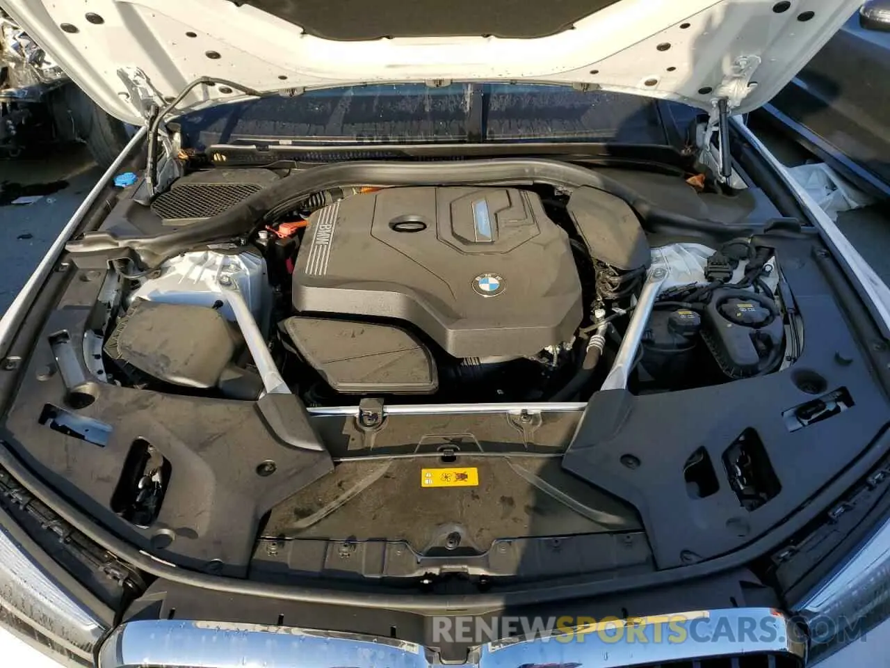 7 fotografías del automóvil dañado WBA13AG06MCF73903 BMW 5 SERIES 2021