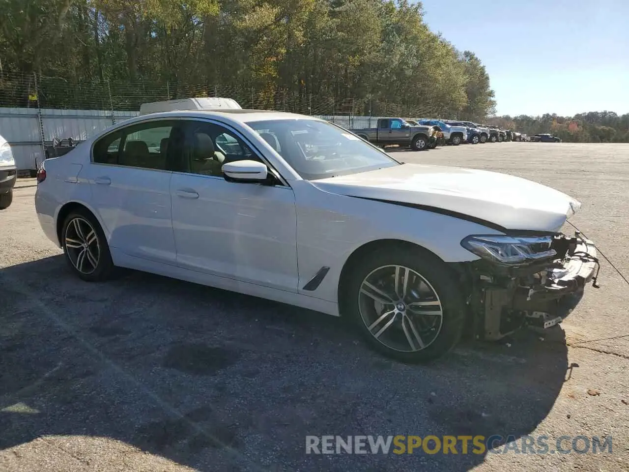 4 fotografías del automóvil dañado WBA13AG07MCG86131 BMW 5 SERIES 2021