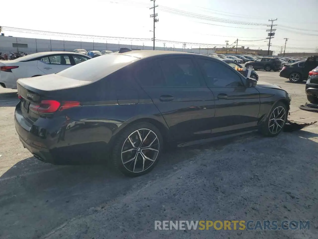 3 fotografías del automóvil dañado WBA13AG07MCH13196 BMW 5 SERIES 2021