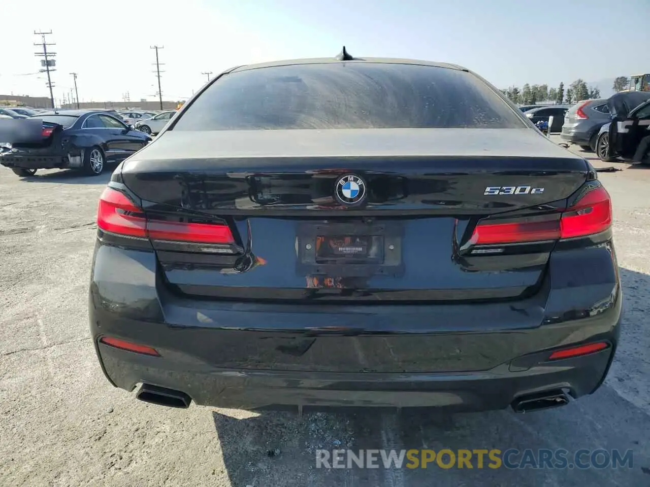 6 fotografías del automóvil dañado WBA13AG07MCH13196 BMW 5 SERIES 2021