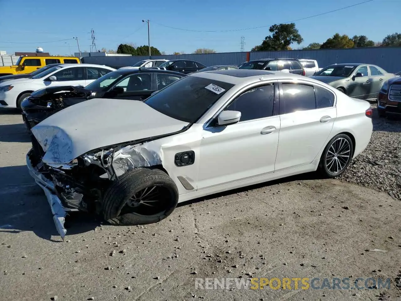 1 fotografías del automóvil dañado WBA13AG08MCF72963 BMW 5 SERIES 2021