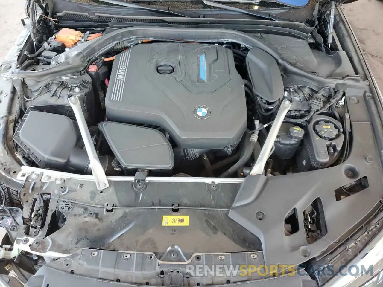 11 fotografías del automóvil dañado WBA13AG08MCG88745 BMW 5 SERIES 2021