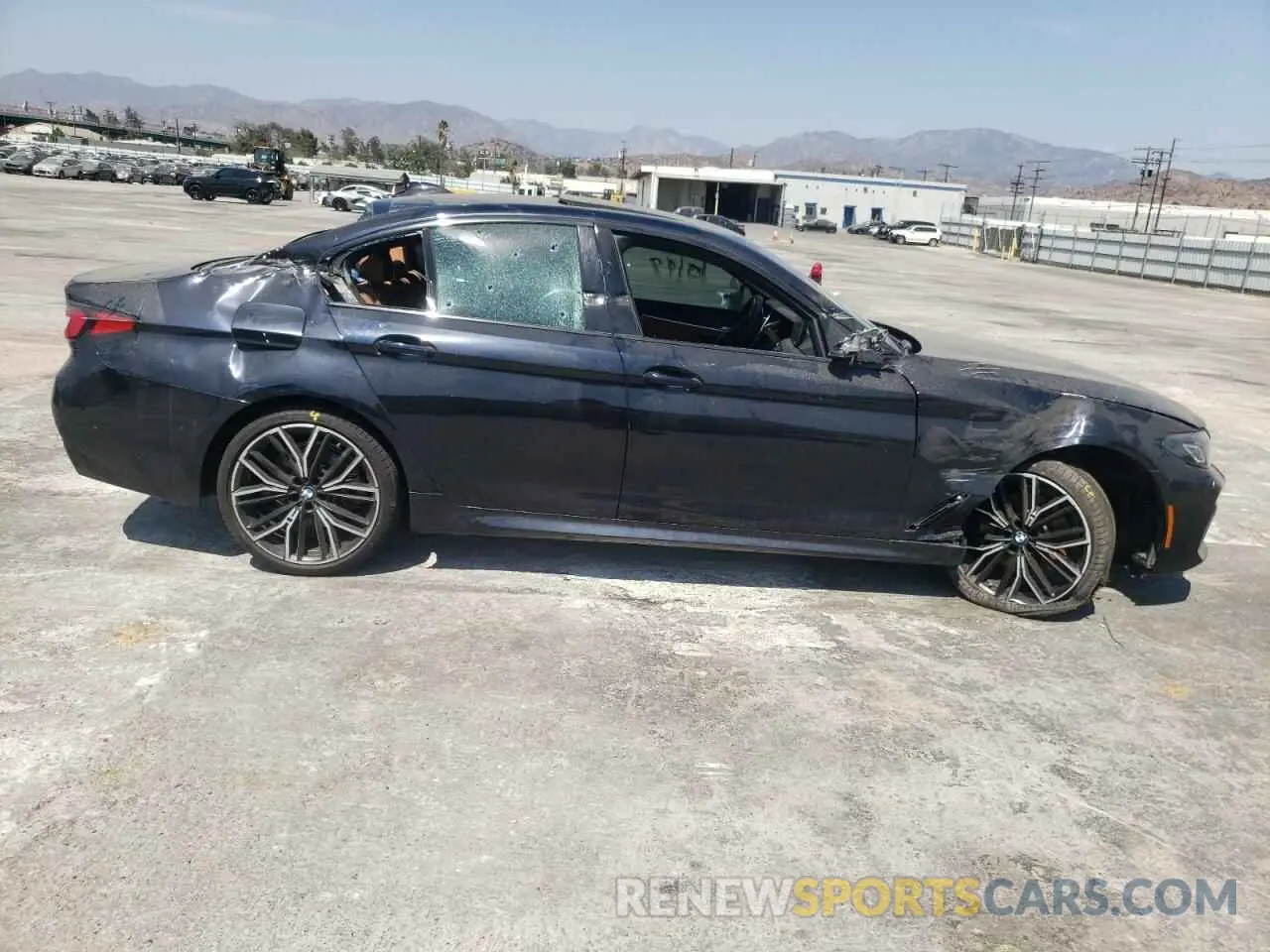 9 fotografías del automóvil dañado WBA13AG08MCG88941 BMW 5 SERIES 2021