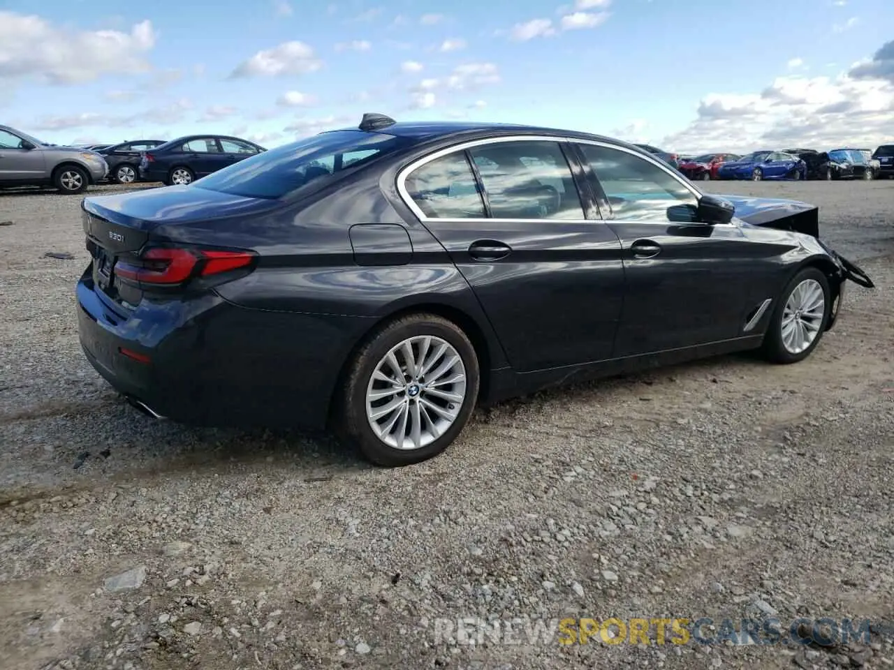 3 fotografías del automóvil dañado WBA13BJ00MWX01837 BMW 5 SERIES 2021