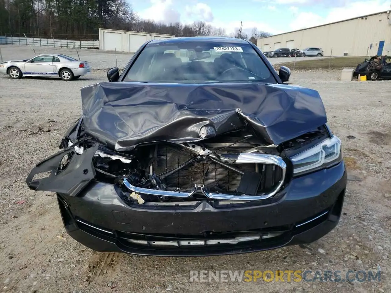 5 fotografías del automóvil dañado WBA13BJ00MWX01837 BMW 5 SERIES 2021