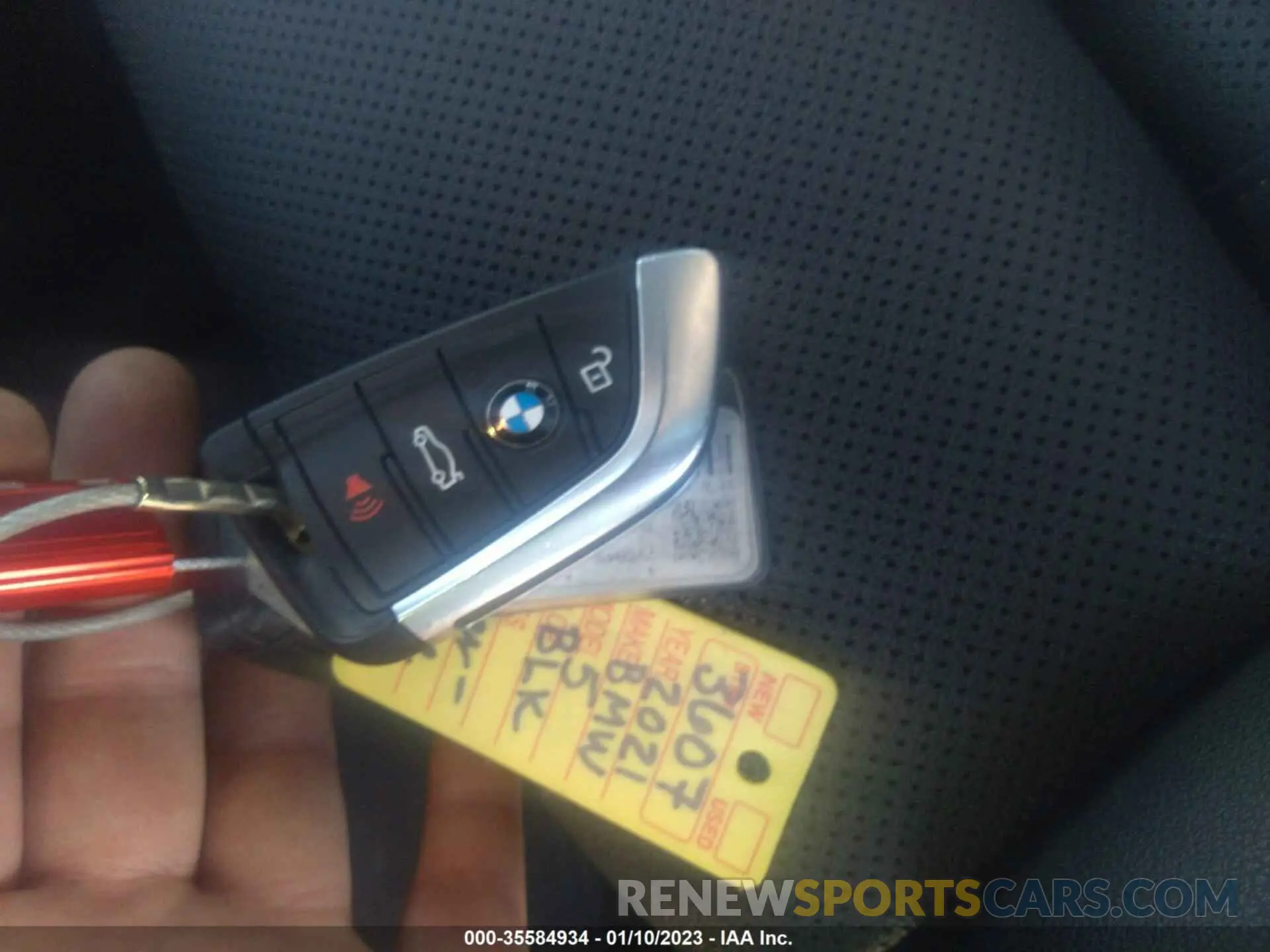11 fotografías del automóvil dañado WBA13BJ01MCF67845 BMW 5 SERIES 2021