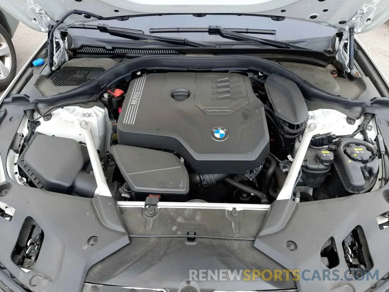 7 fotografías del automóvil dañado WBA13BJ02MCF19688 BMW 5 SERIES 2021