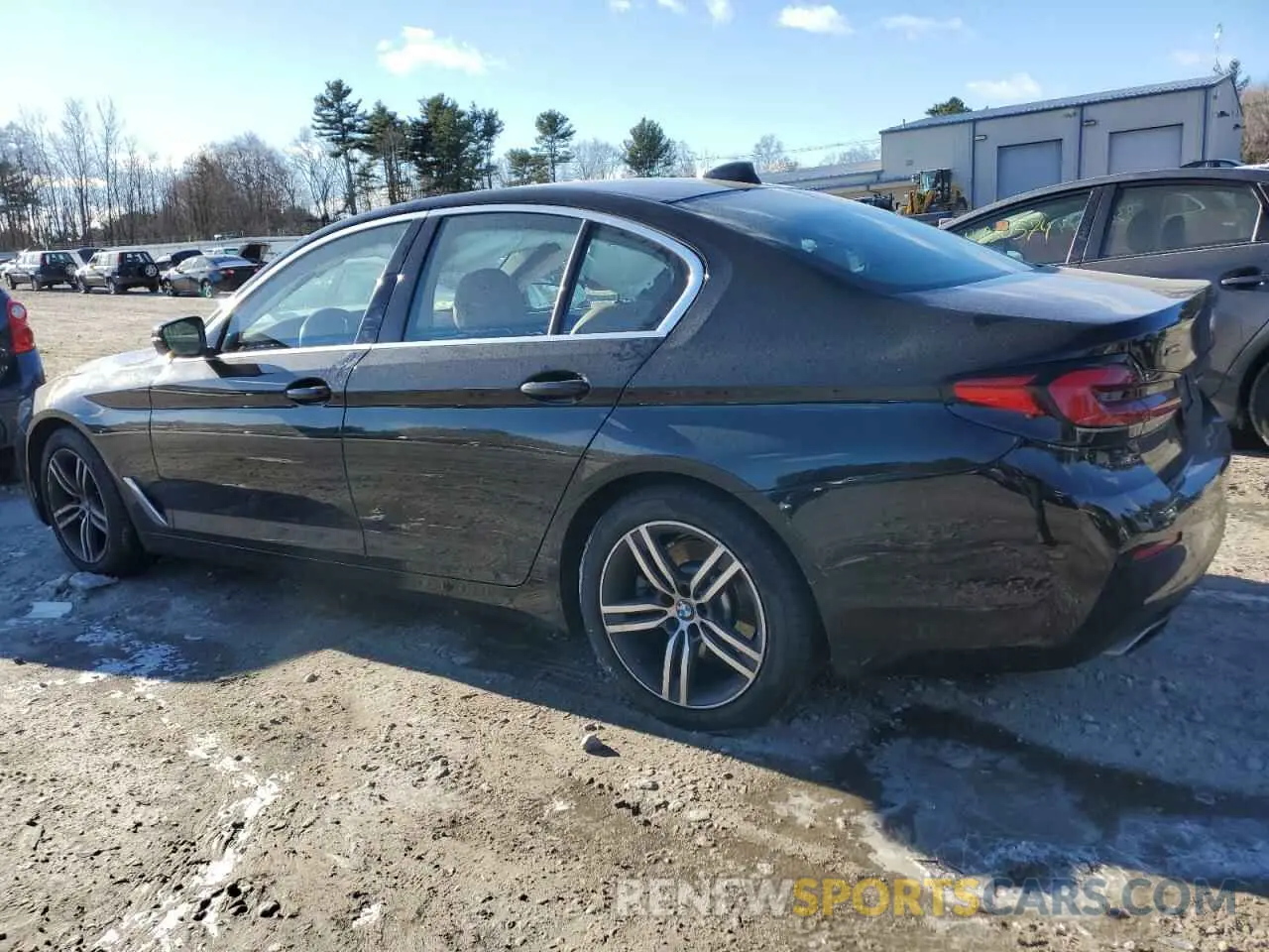 2 fotografías del automóvil dañado WBA13BJ03MWW94687 BMW 5 SERIES 2021