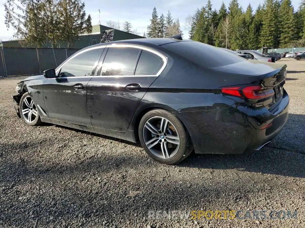 2 fotografías del automóvil dañado WBA13BJ04MWW99722 BMW 5 SERIES 2021
