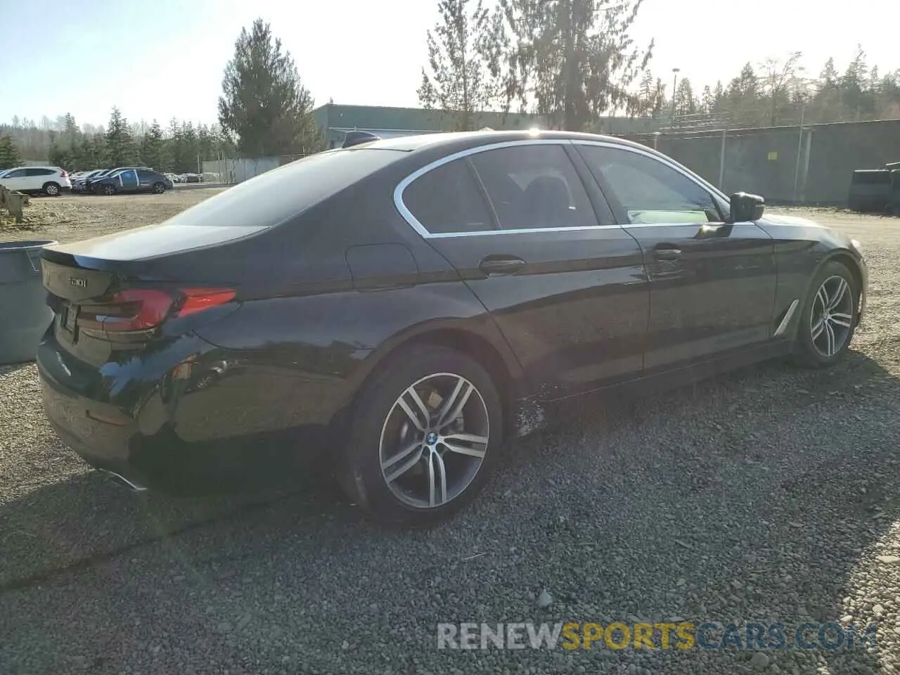 3 fotografías del automóvil dañado WBA13BJ04MWW99722 BMW 5 SERIES 2021