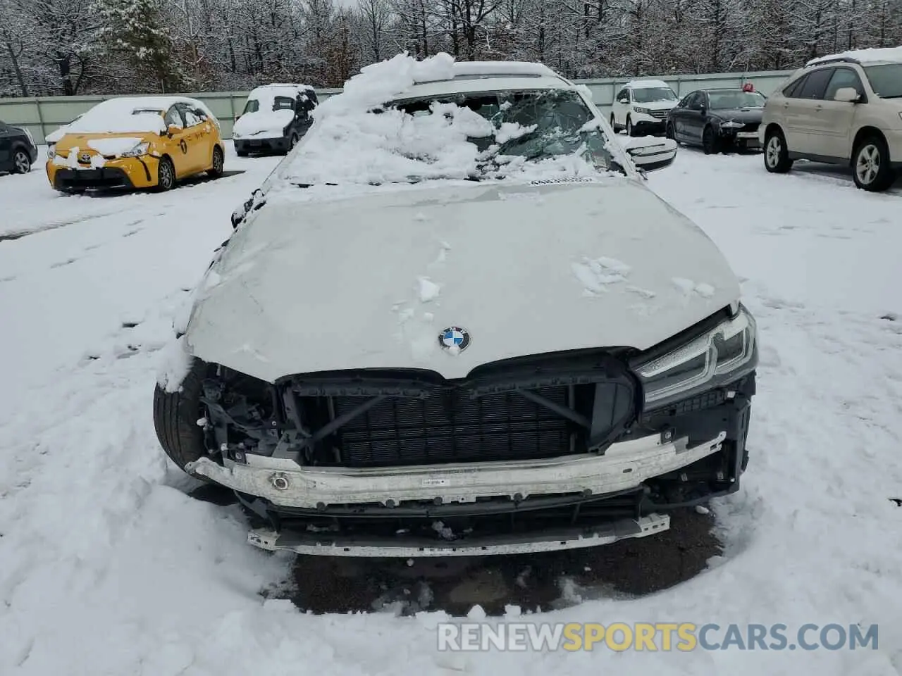 5 fotografías del automóvil dañado WBA13BJ05MCF62292 BMW 5 SERIES 2021