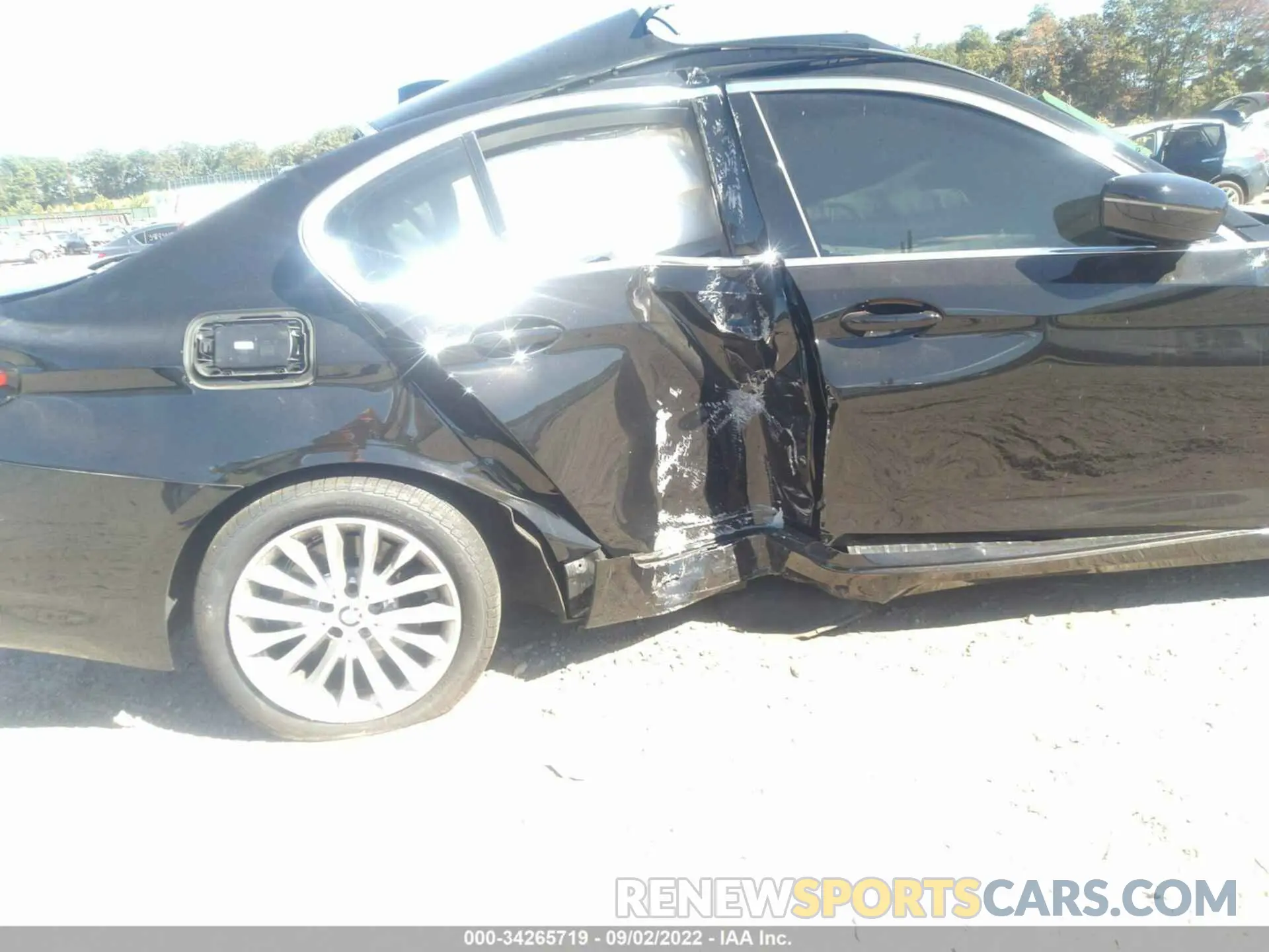 6 fotografías del automóvil dañado WBA13BJ05MWX17872 BMW 5 SERIES 2021