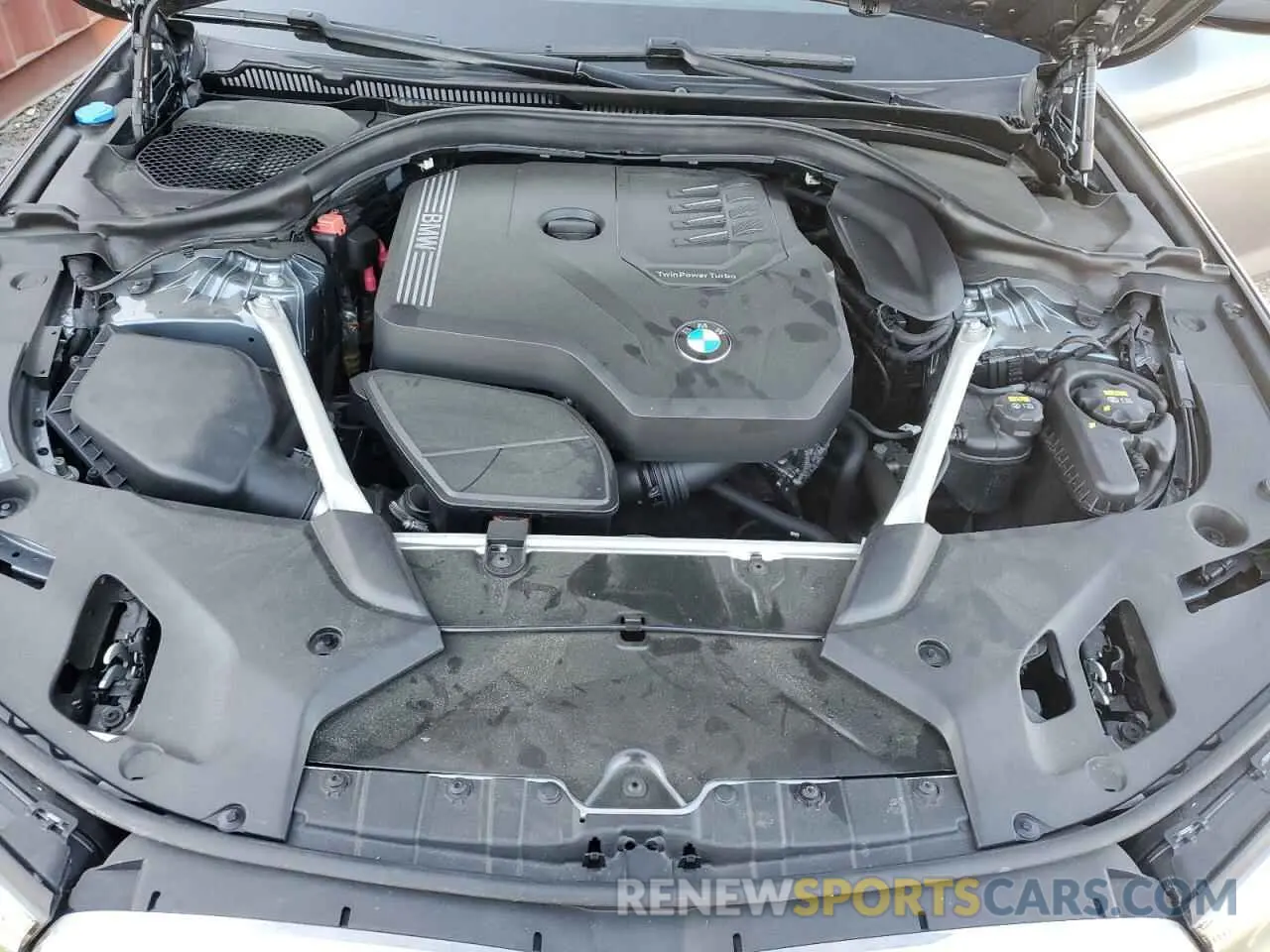 11 fotografías del automóvil dañado WBA13BJ06MCF12999 BMW 5 SERIES 2021