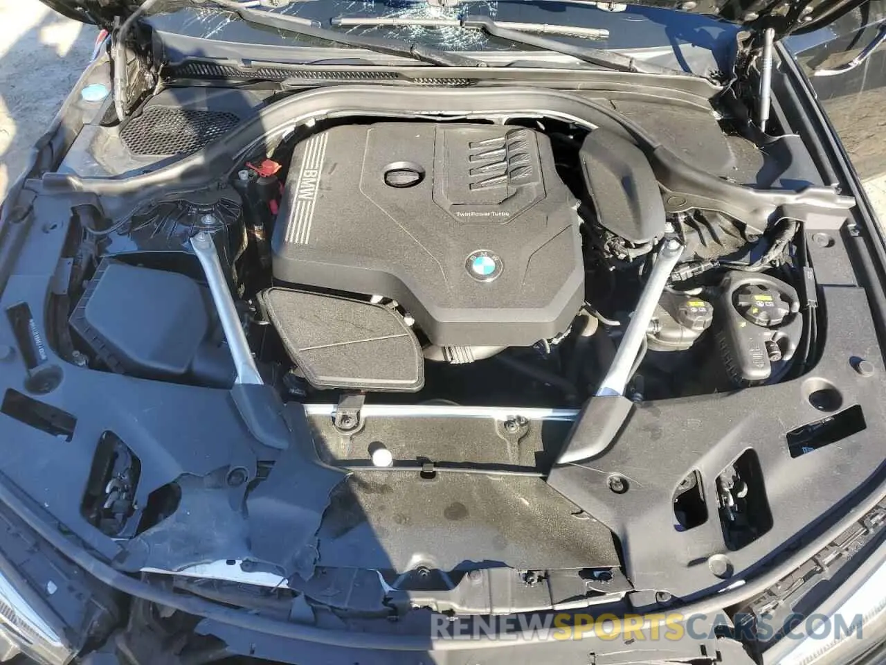11 fotografías del automóvil dañado WBA13BJ06MCF41869 BMW 5 SERIES 2021