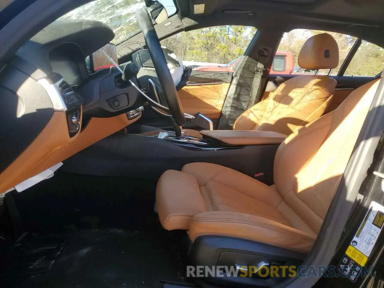 7 fotografías del automóvil dañado WBA13BJ06MCF41869 BMW 5 SERIES 2021