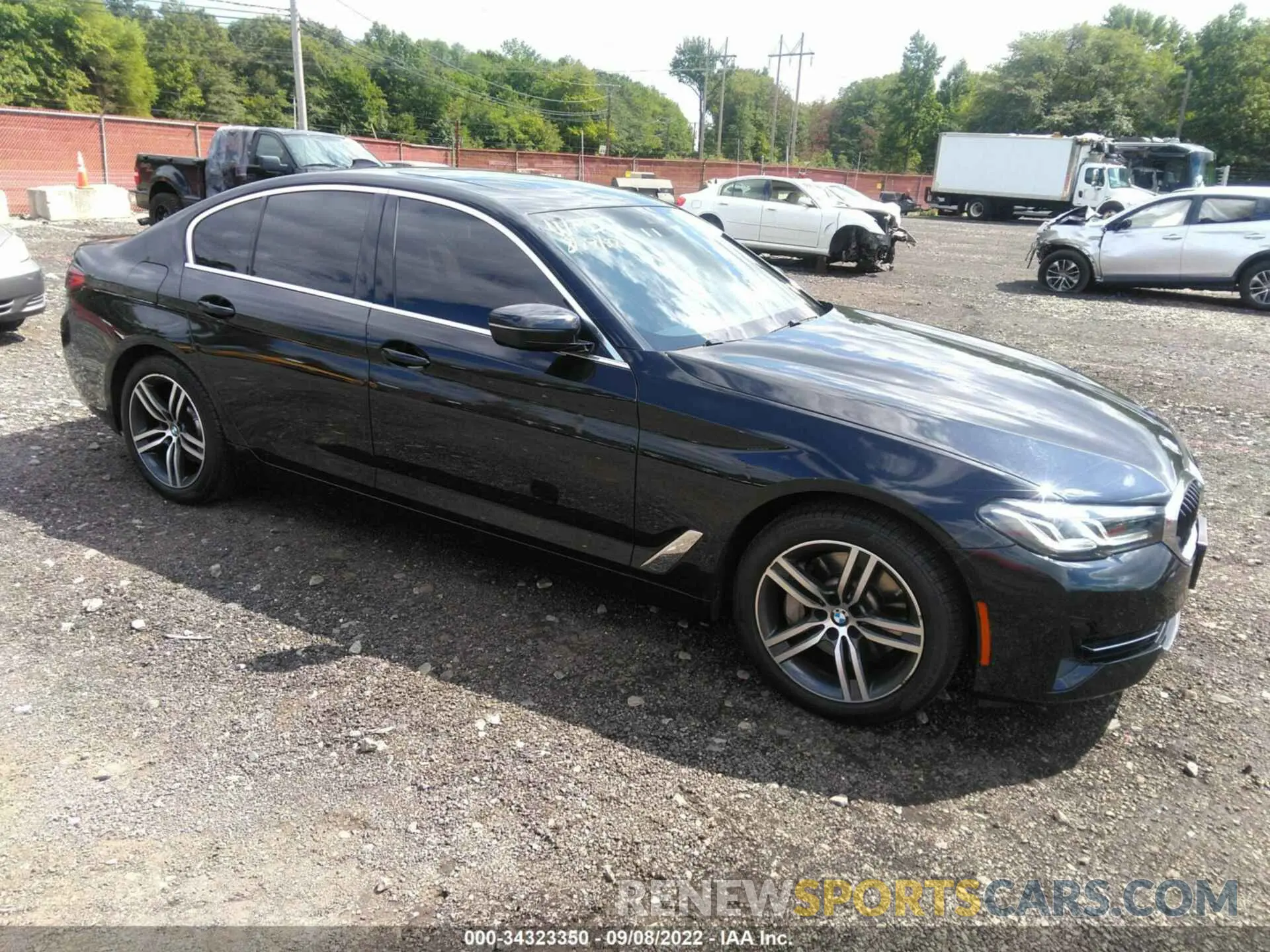 1 fotografías del automóvil dañado WBA13BJ07MCF08590 BMW 5 SERIES 2021